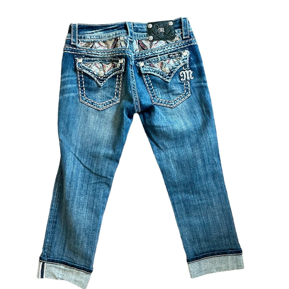 MISS ME Embellished Jewel Cuffed Capri Jeans